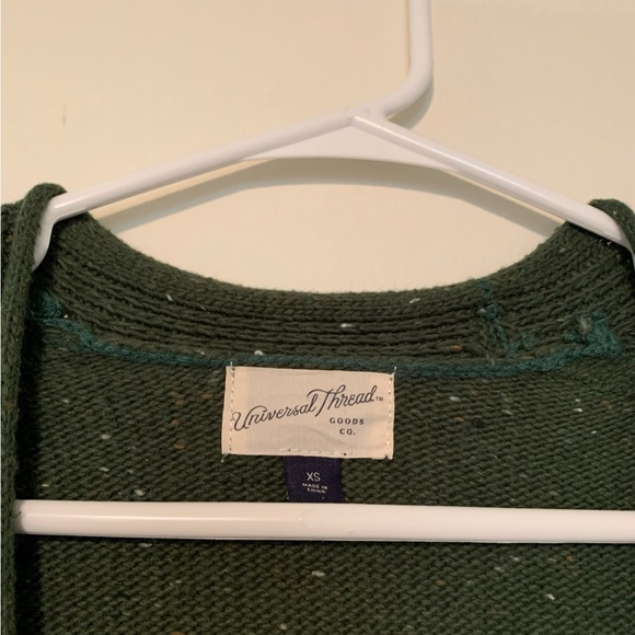 Target Universal Thread Green Boyfriend Textured Cardigan Sweater - Picture 2 of 4
